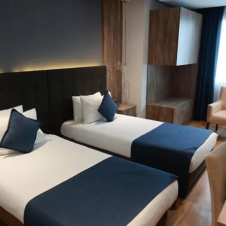 Nova Plaza Crystal & 4*