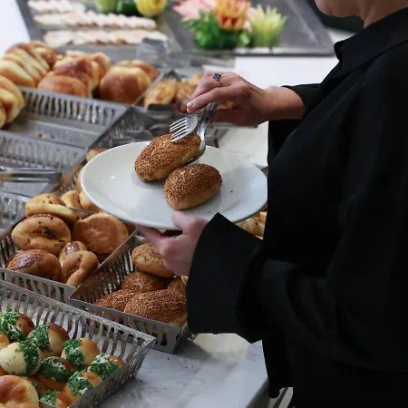 Nova Plaza Crystal & 4*