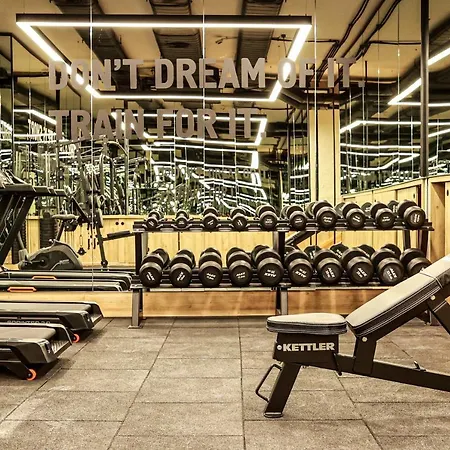 Nova Plaza Crystal &