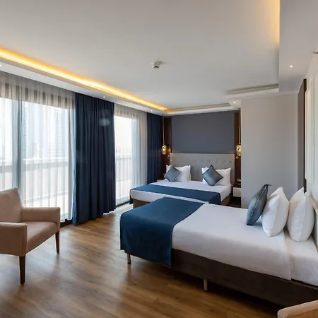Отель Nova Plaza Crystal &