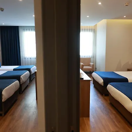 Nova Plaza Crystal Hotel&spa 4*