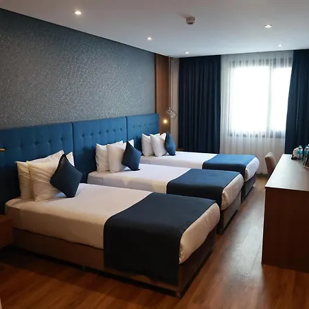 Nova Plaza Crystal &