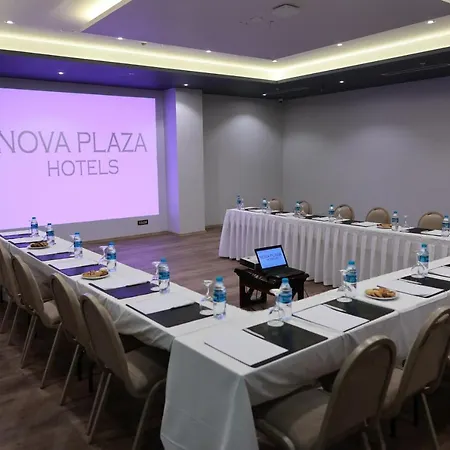 Nova Plaza Crystal Hotel&spa 4*