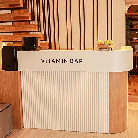 Nova Plaza Crystal & Hotel 4*