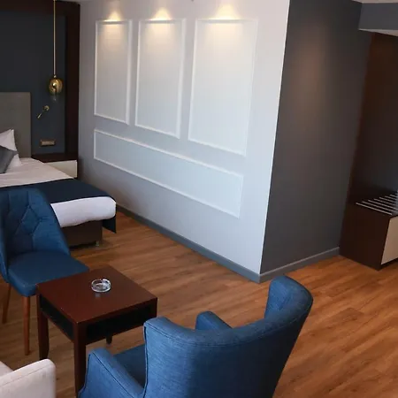 Hotell Nova Plaza Crystal &