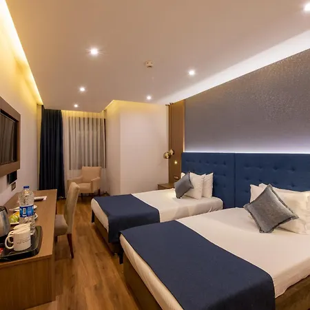 Nova Plaza Crystal &