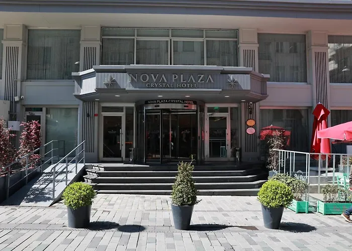 Отель Nova Plaza Crystal &