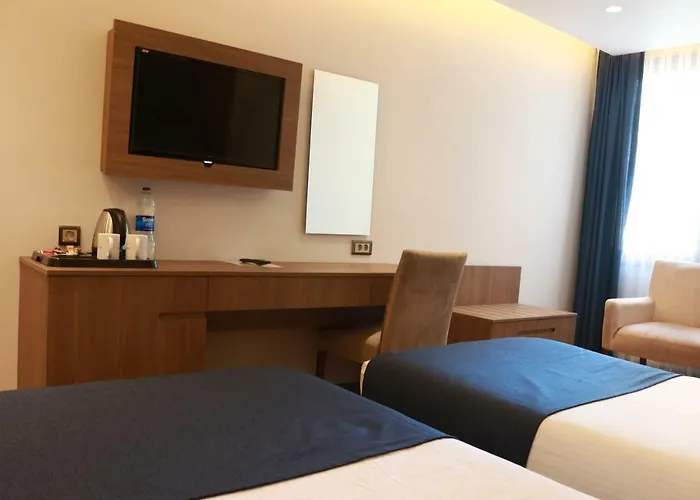 Nova Plaza Crystal &