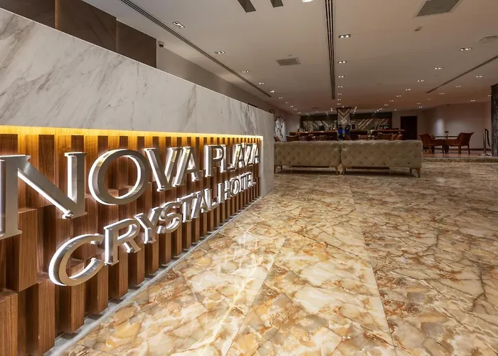 Nova Plaza Crystal & Отель 4*