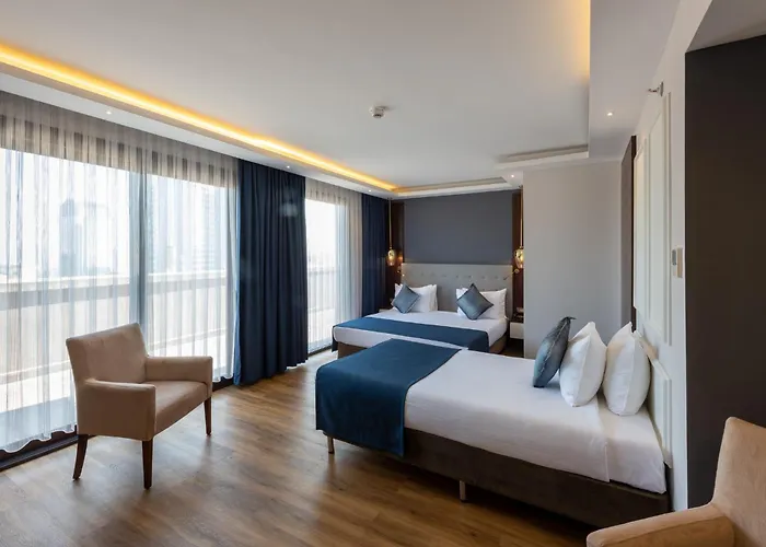 Отель Nova Plaza Crystal &