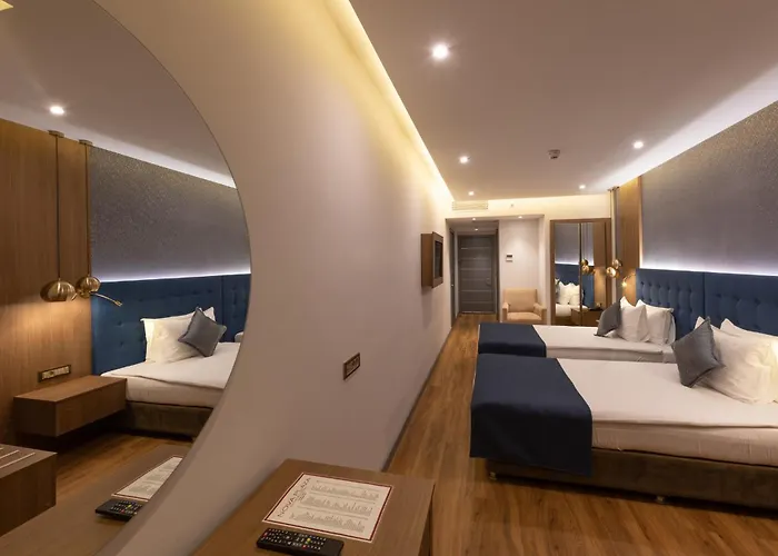 Nova Plaza Crystal & 4*